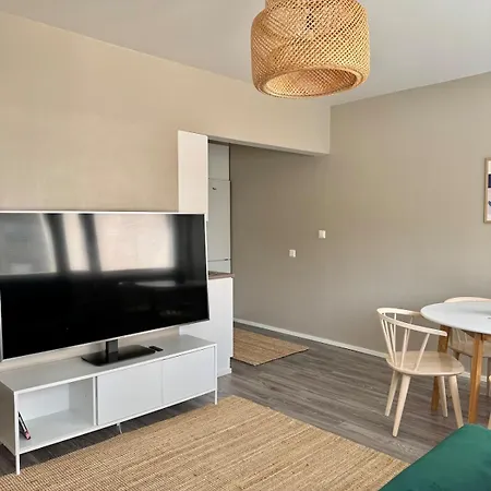 Daire Niivaara Cozy Apartment, Near Hospital, Amk & *